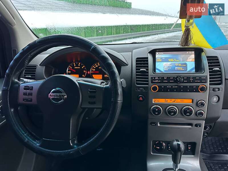 Внедорожник / Кроссовер Nissan Pathfinder 2006 в Киеве фото 14 Внедорожник / Кроссовер Nissan Pathfinder 2006 в Киеве