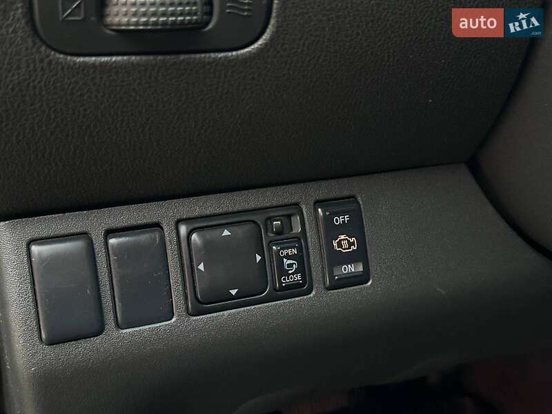 Внедорожник / Кроссовер Nissan Pathfinder 2006 в Киеве фото 18 Внедорожник / Кроссовер Nissan Pathfinder 2006 в Киеве