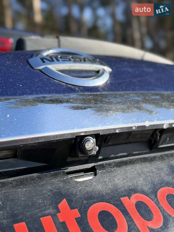 Внедорожник / Кроссовер Nissan Pathfinder 2017 в Сумах