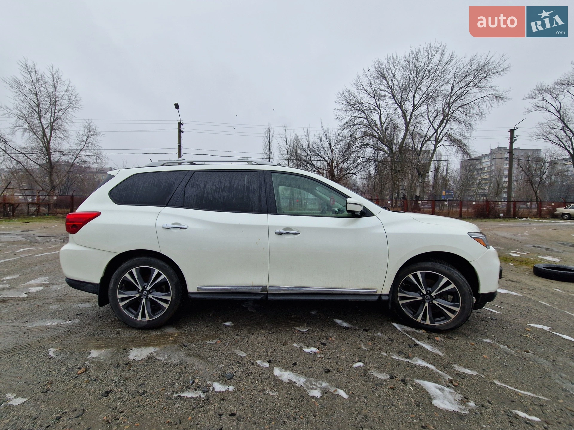 2017 Nissan Pathfinder - мініатюра 3