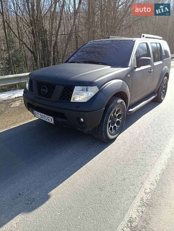 Nissan Pathfinder 2004