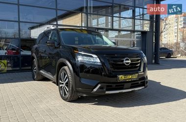 Позашляховик / Кросовер Nissan Pathfinder 2023 в Івано-Франківську