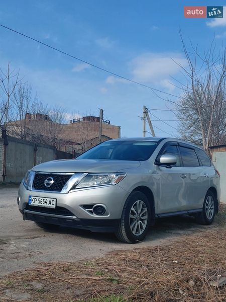 Позашляховик / Кросовер Nissan Pathfinder 2014 в Запоріжжі