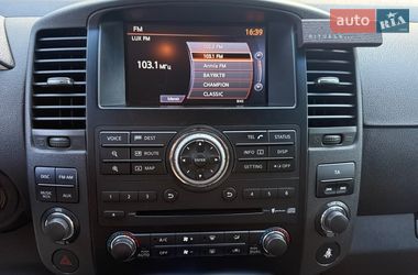 Внедорожник / Кроссовер Nissan Pathfinder 2011 в Киеве