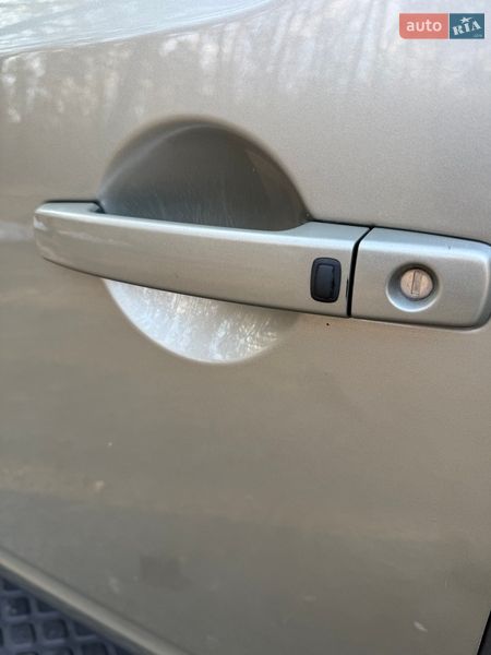 Внедорожник / Кроссовер Nissan Pathfinder 2011 в Киеве
