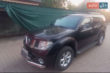 Позашляховик / Кросовер Nissan Pathfinder 2007 в Лубнах