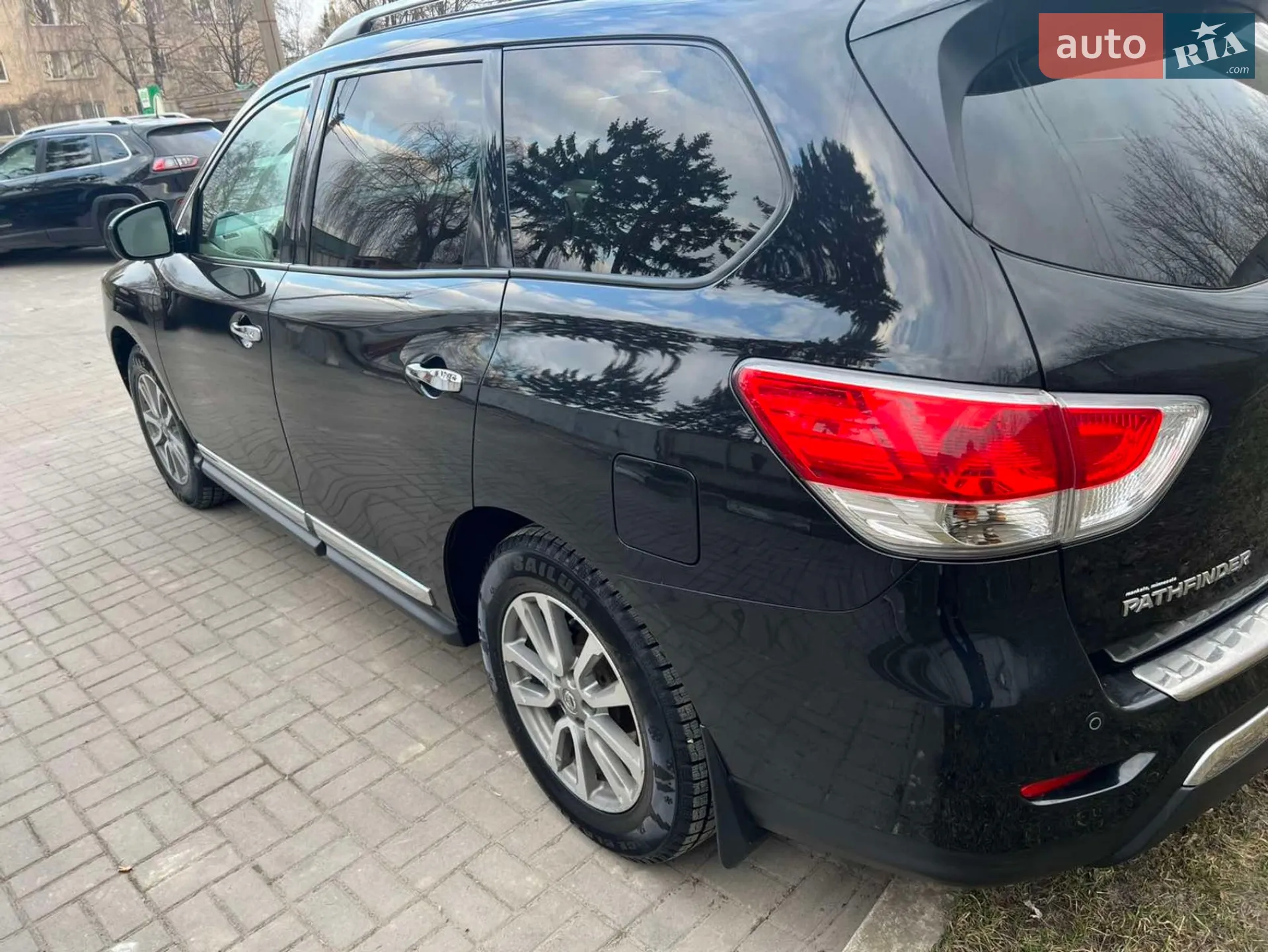 2015 Nissan Pathfinder - мініатюра 5
