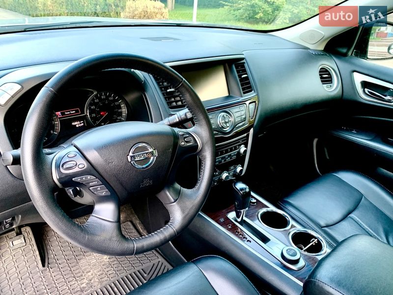 Позашляховик / Кросовер Nissan Pathfinder 2014 в Житомирі