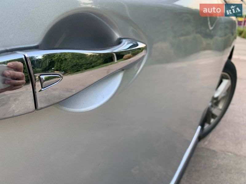 Позашляховик / Кросовер Nissan Pathfinder 2014 в Житомирі