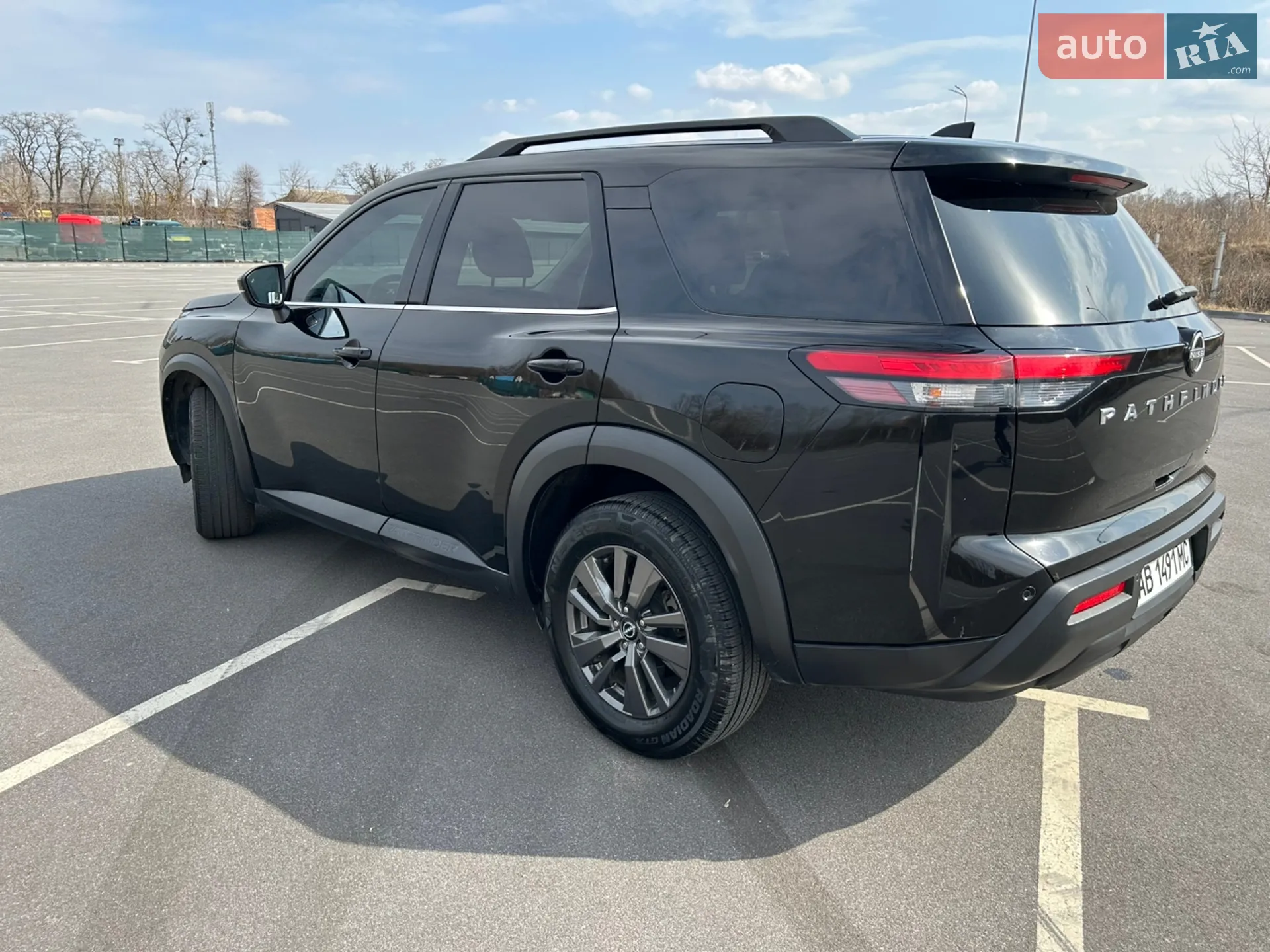 2021 Nissan Pathfinder - мініатюра 4