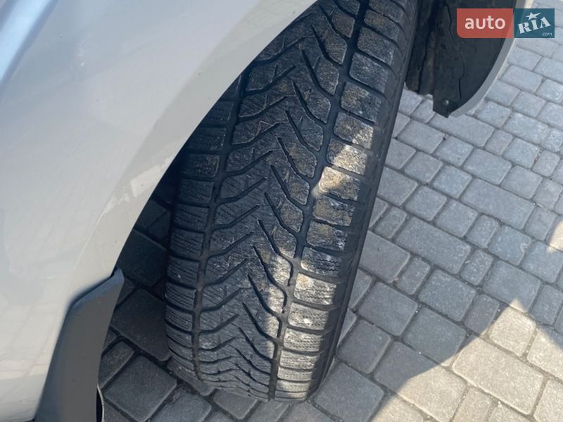 Позашляховик / Кросовер Nissan Pathfinder 2012 в Харкові