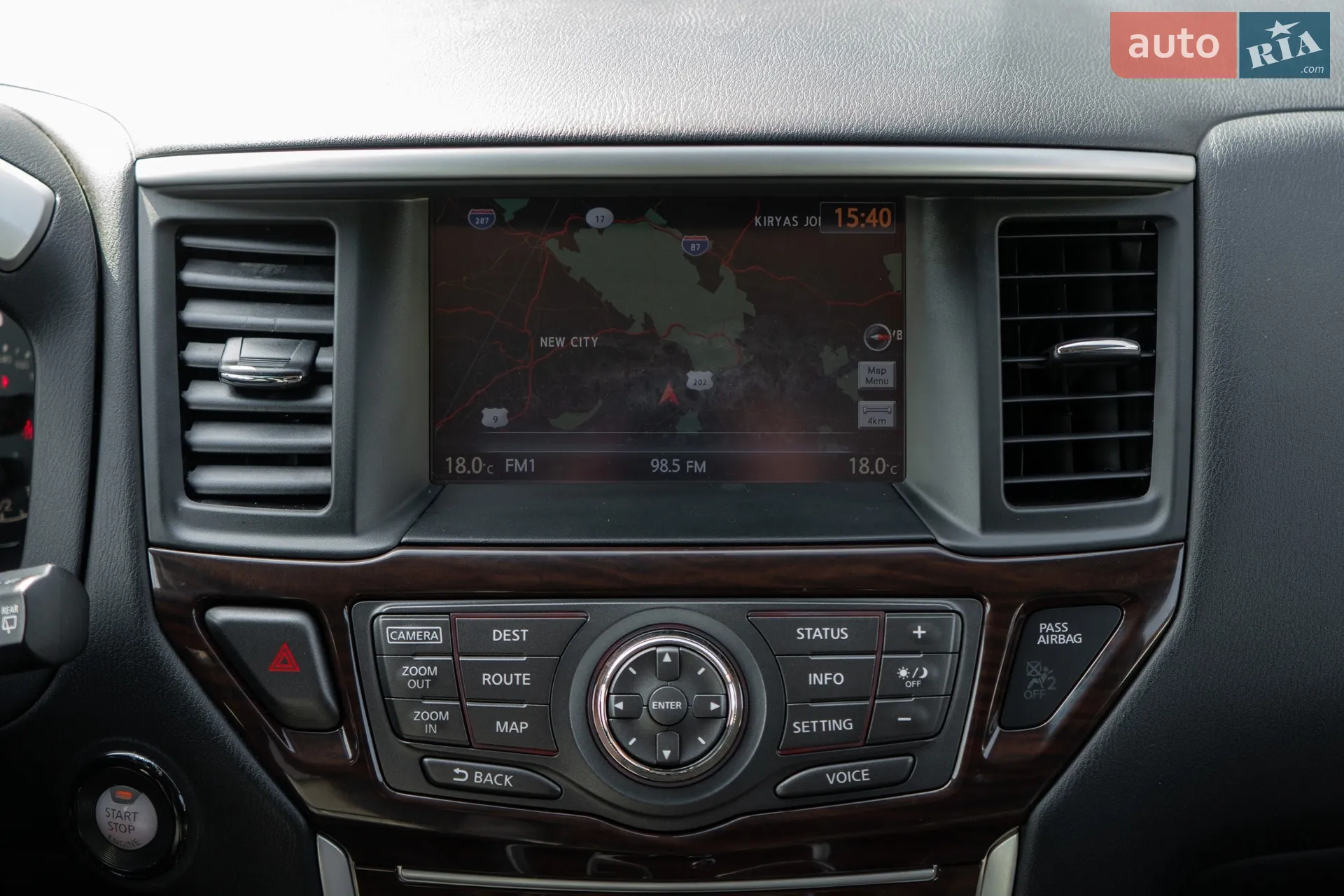 2015 Nissan Pathfinder - мініатюра 27