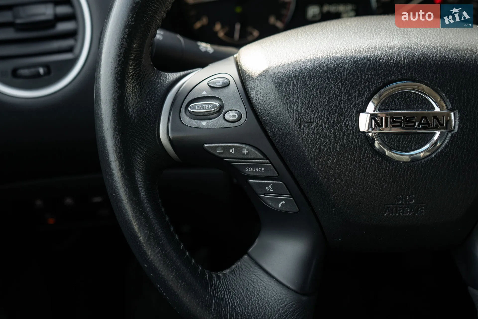 2015 Nissan Pathfinder - мініатюра 36