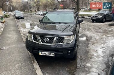 Позашляховик / Кросовер Nissan Pathfinder 2007 в Києві
