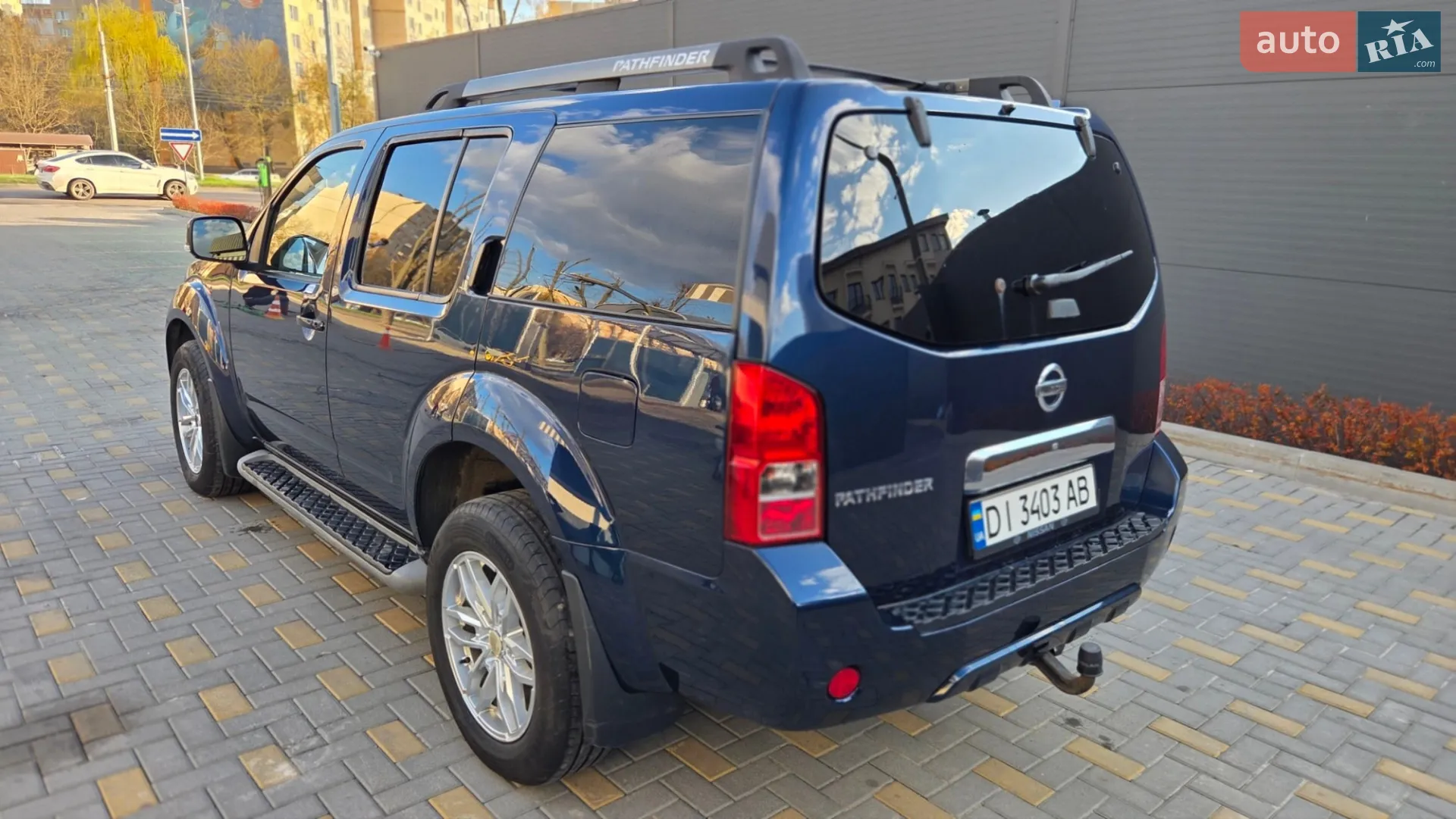 2011 Nissan Pathfinder - мініатюра 9
