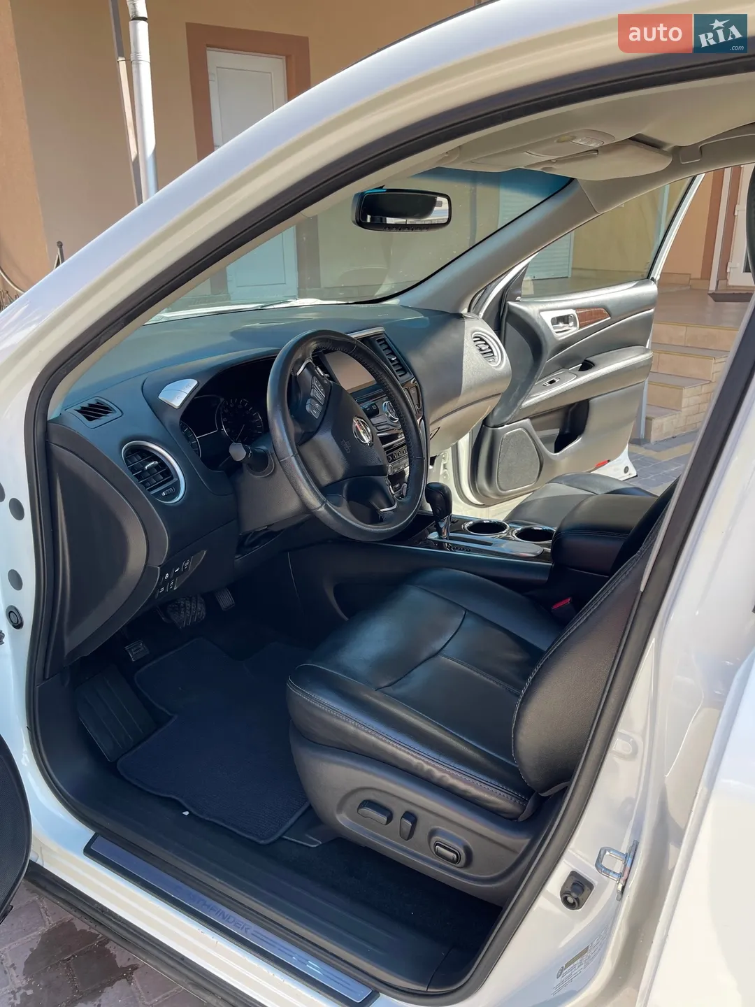 2016 Nissan Pathfinder - мініатюра 7