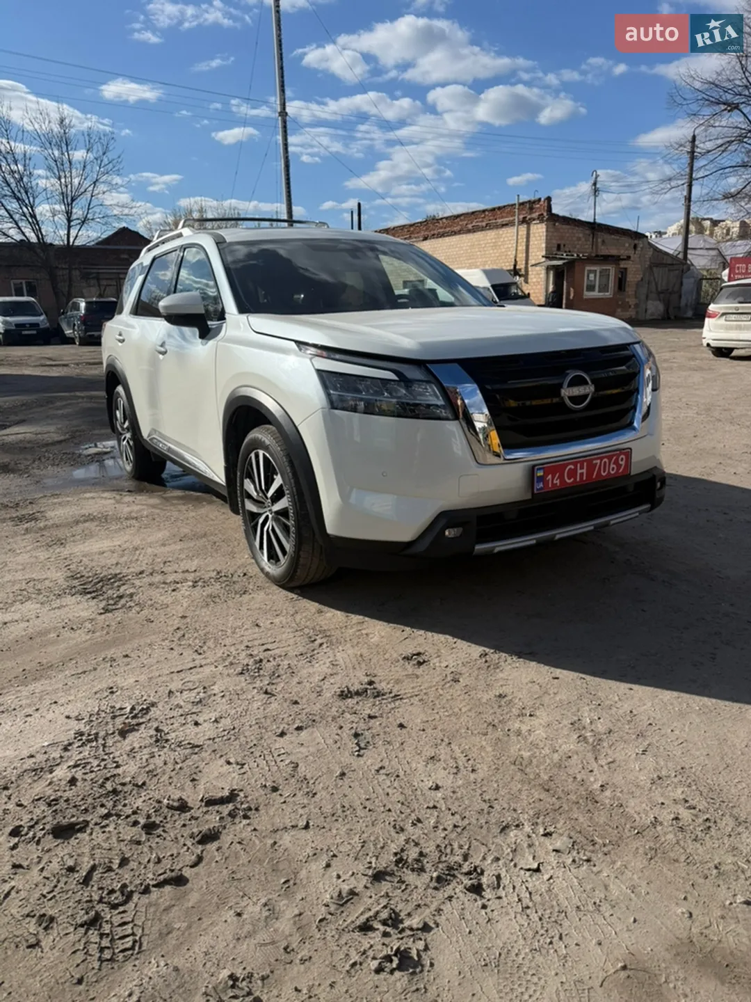 2023 Nissan Pathfinder - мініатюра 2