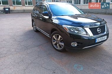 Позашляховик / Кросовер Nissan Pathfinder 2014 в Черкасах