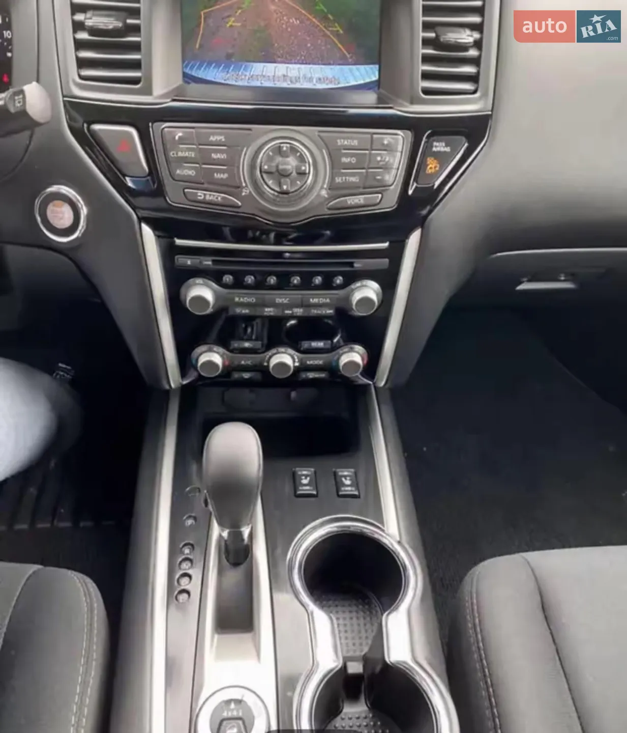2017 Nissan Pathfinder - мініатюра 6
