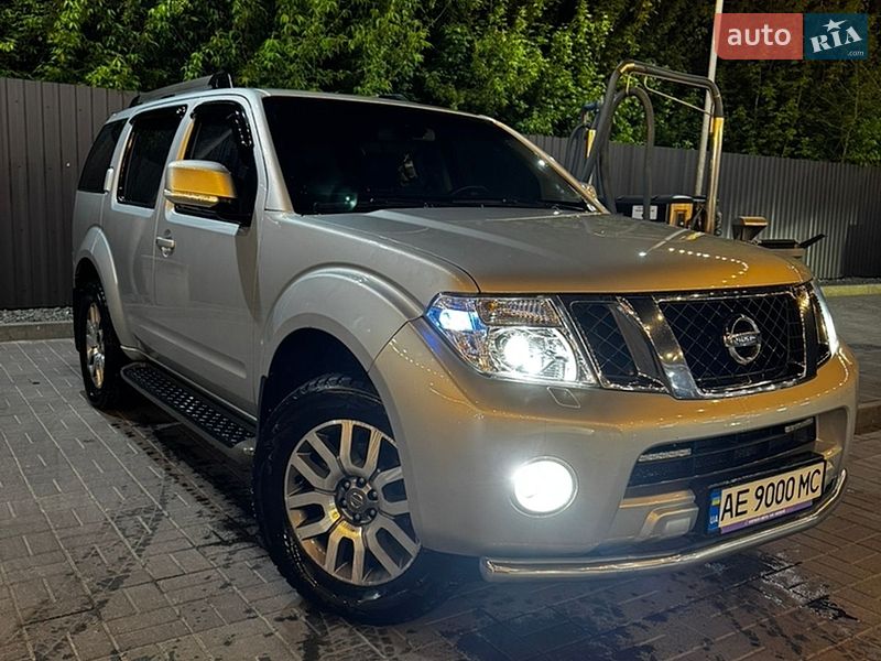 Nissan Pathfinder 2013