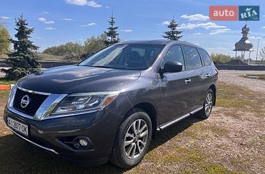 Позашляховик / Кросовер Nissan Pathfinder 2012 в Києві