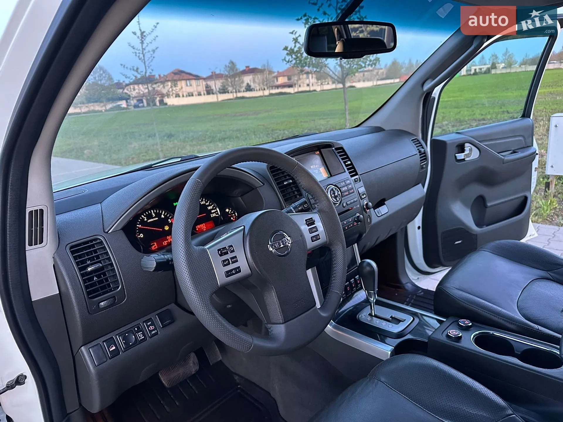2010 Nissan Pathfinder - мініатюра 58