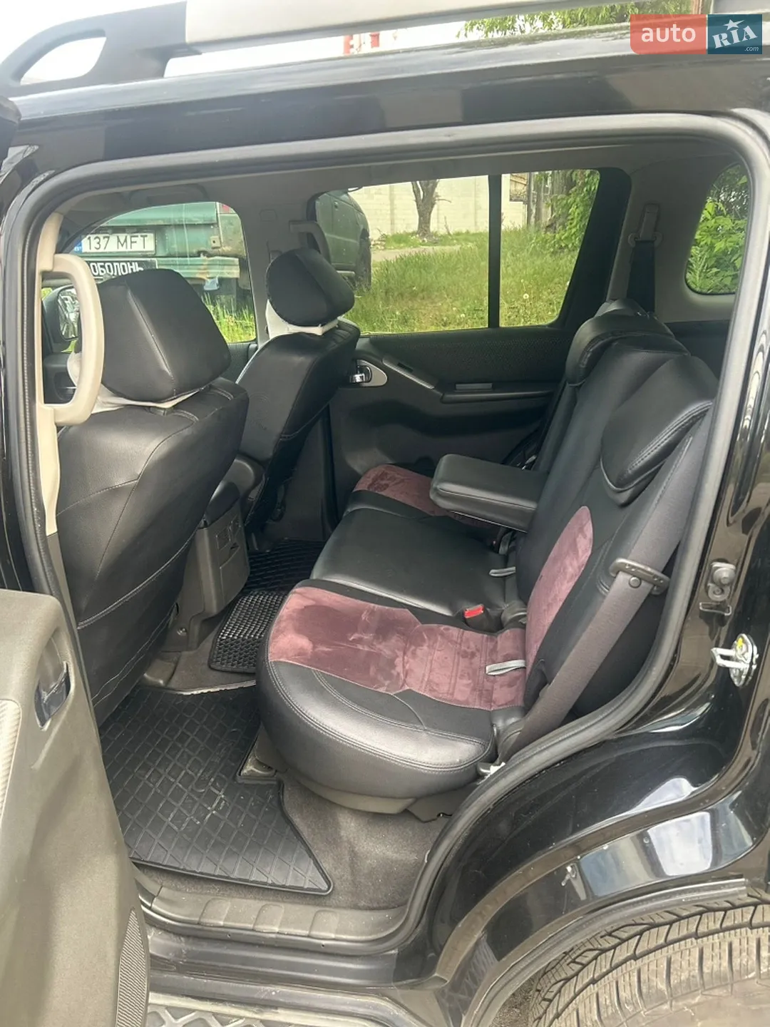 2011 Nissan Pathfinder - мініатюра 8
