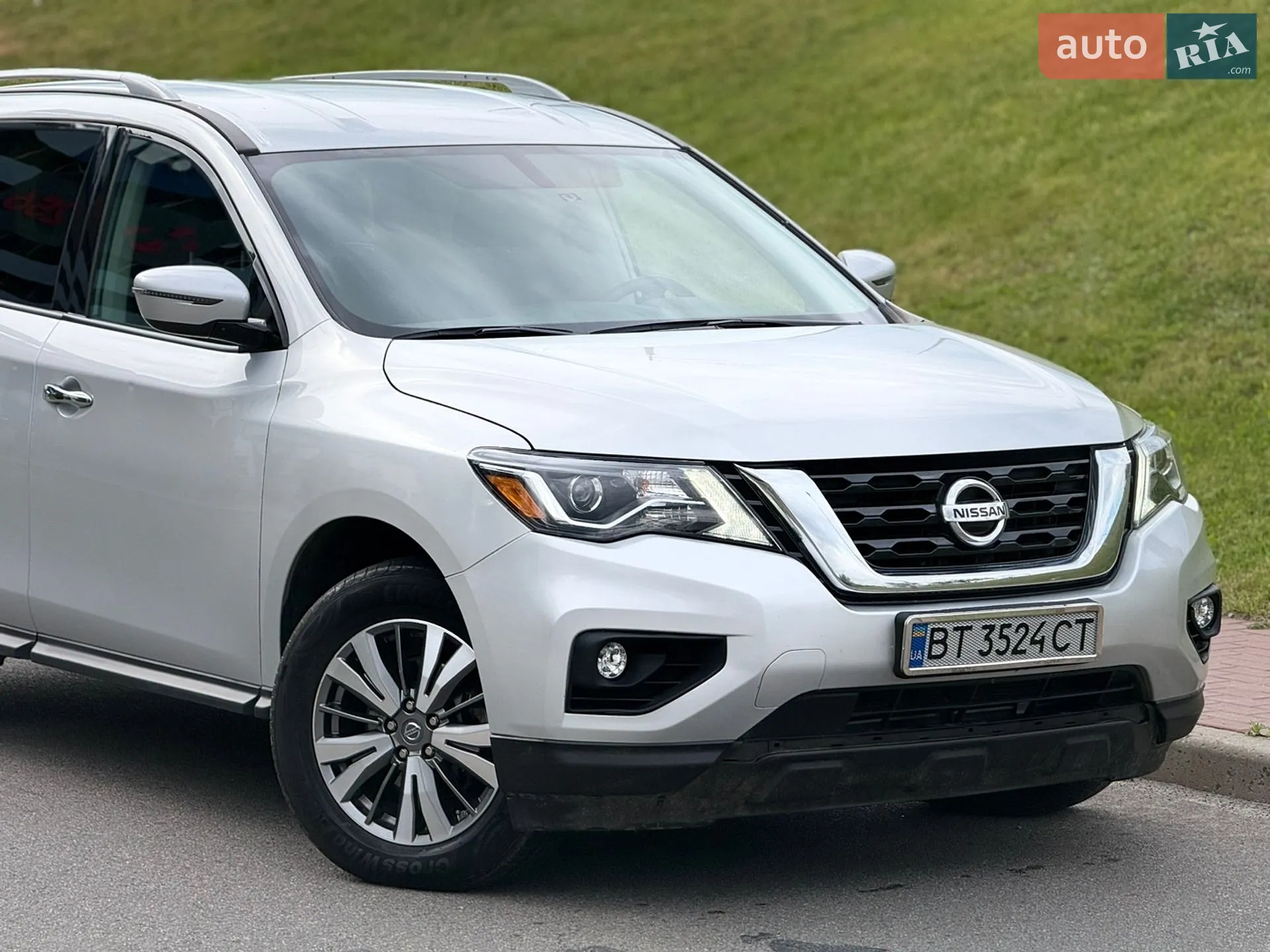 2018 Nissan Pathfinder - мініатюра 11