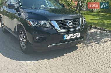 Позашляховик / Кросовер Nissan Pathfinder 2018 в Запоріжжі