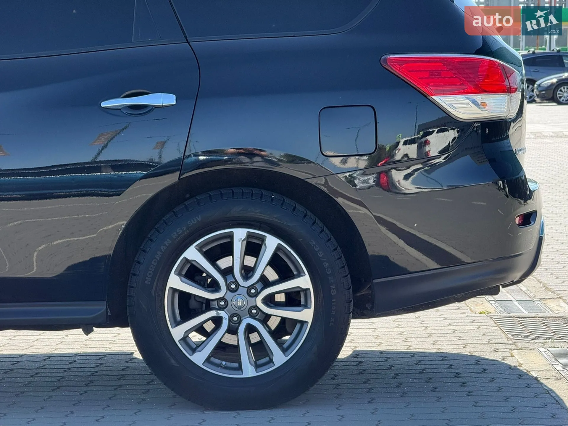2014 Nissan Pathfinder - мініатюра 12