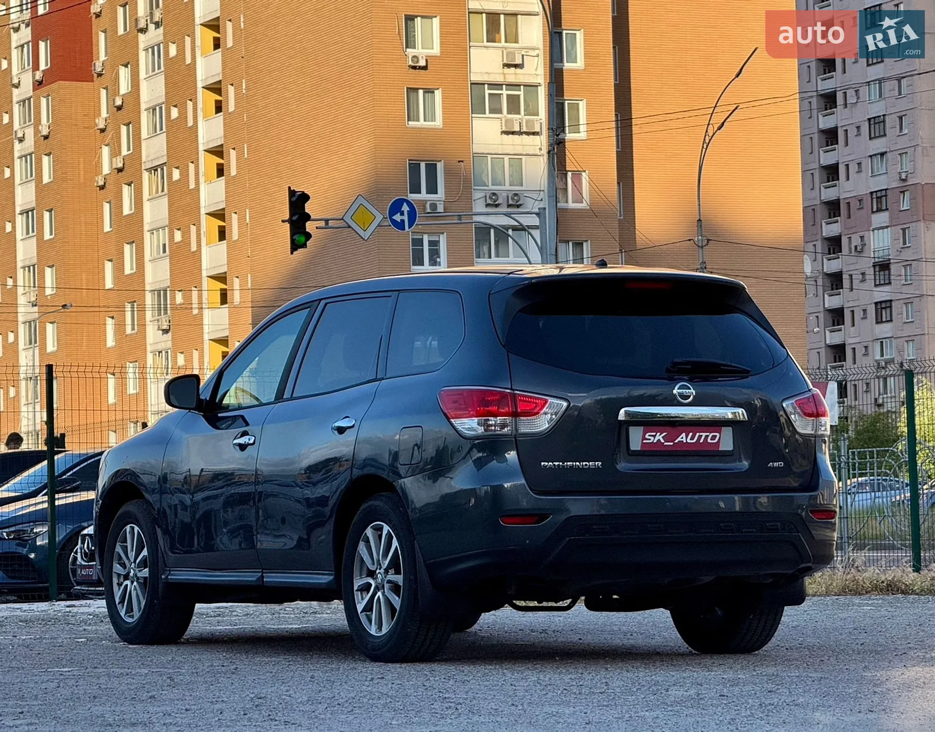 2014 Nissan Pathfinder - мініатюра 8