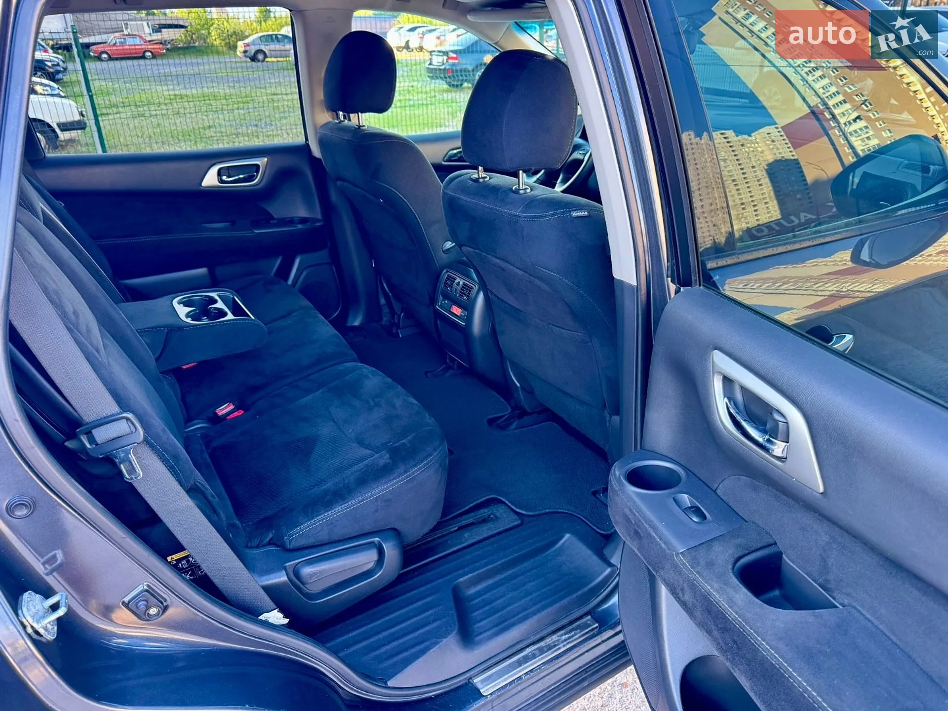 2014 Nissan Pathfinder - мініатюра 14