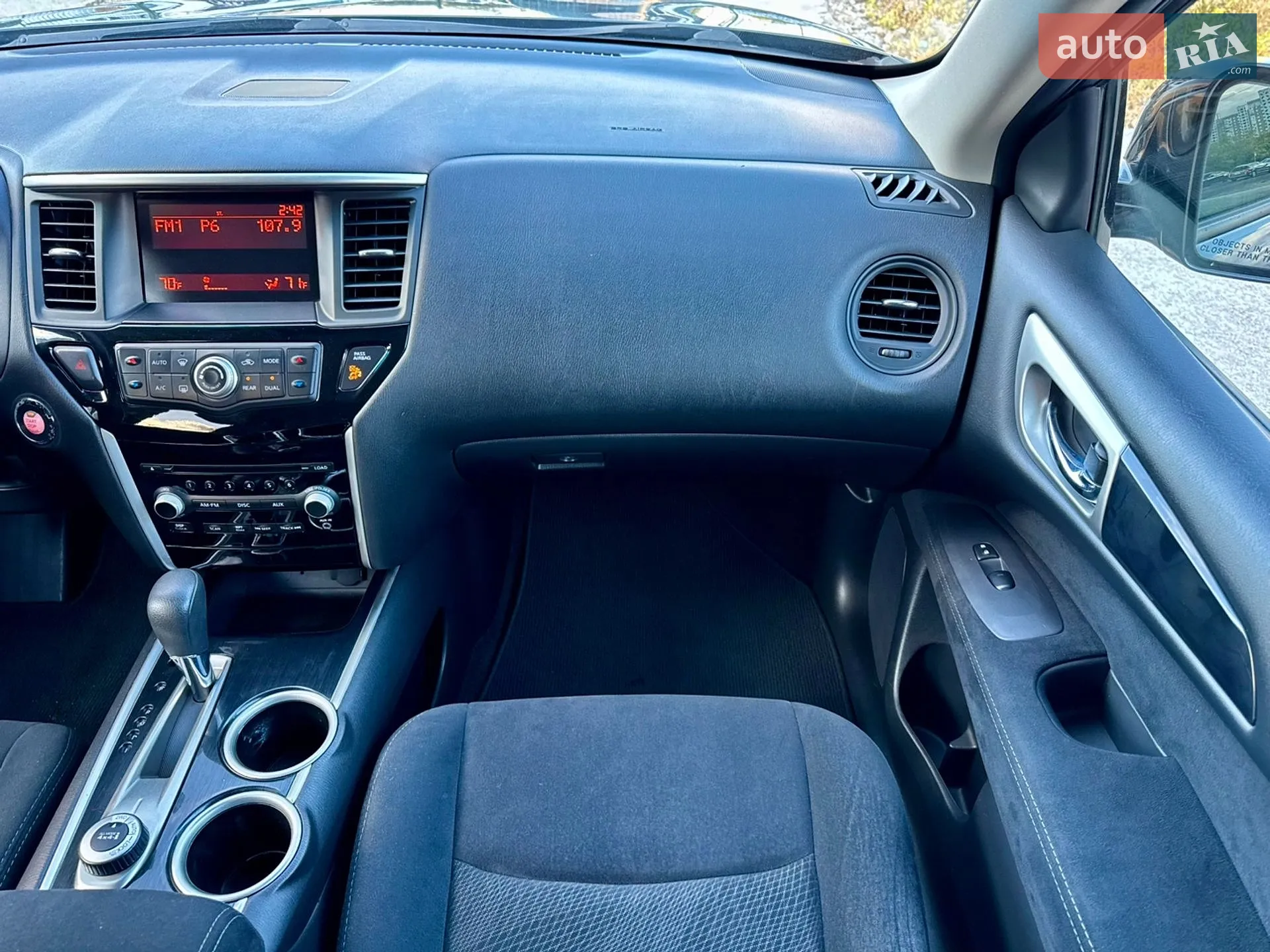 2014 Nissan Pathfinder - мініатюра 23