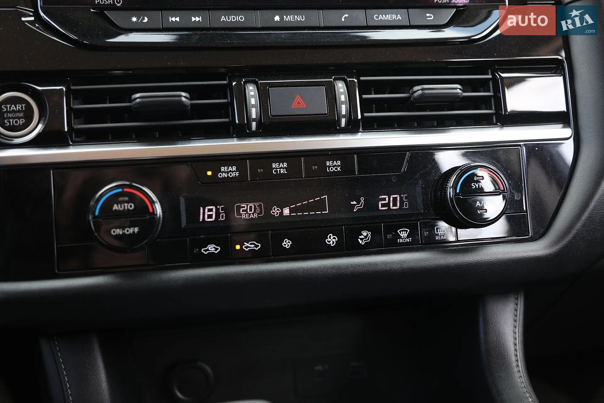 2022 Nissan Pathfinder - мініатюра 22