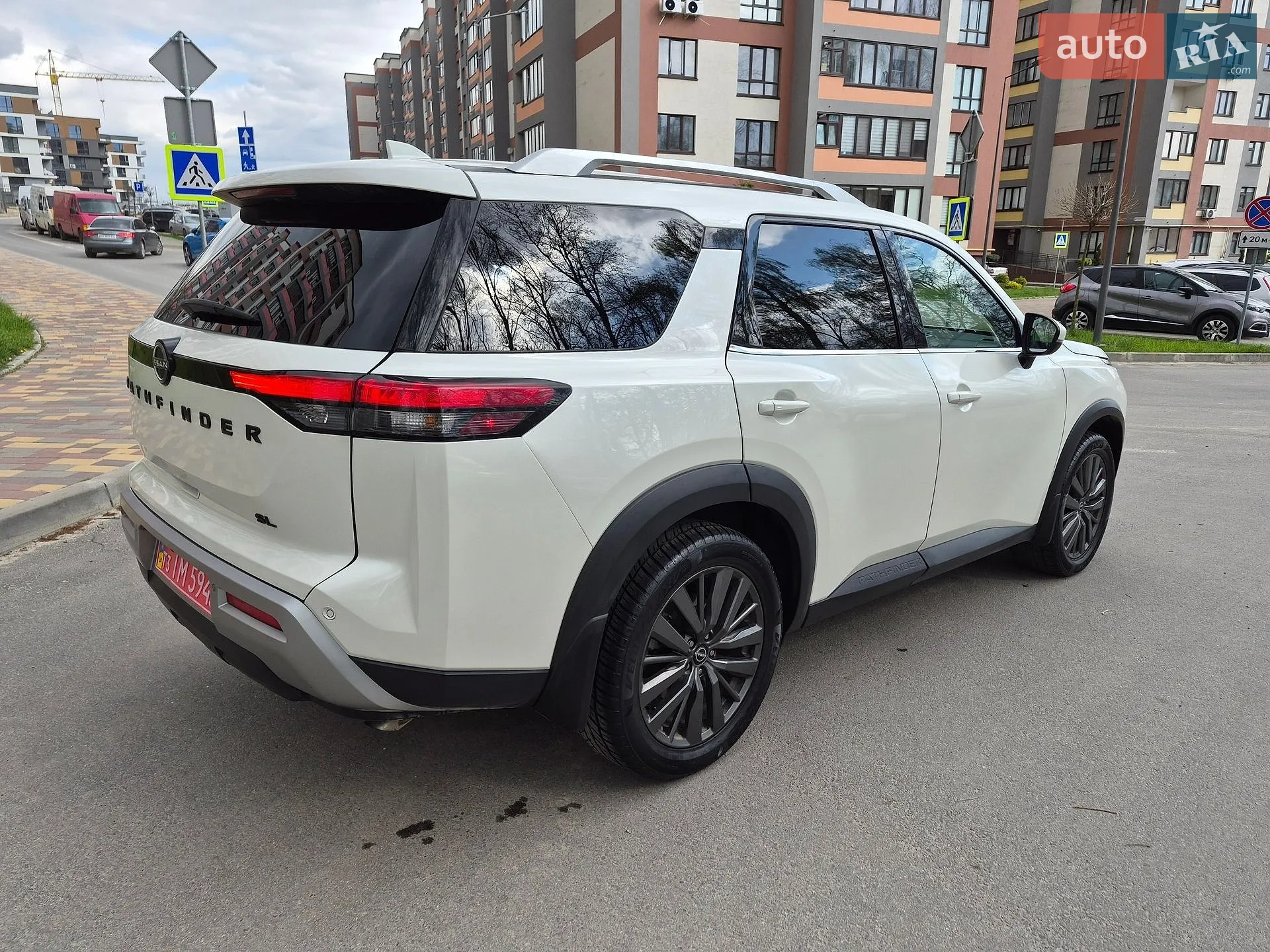 2022 Nissan Pathfinder - мініатюра 12