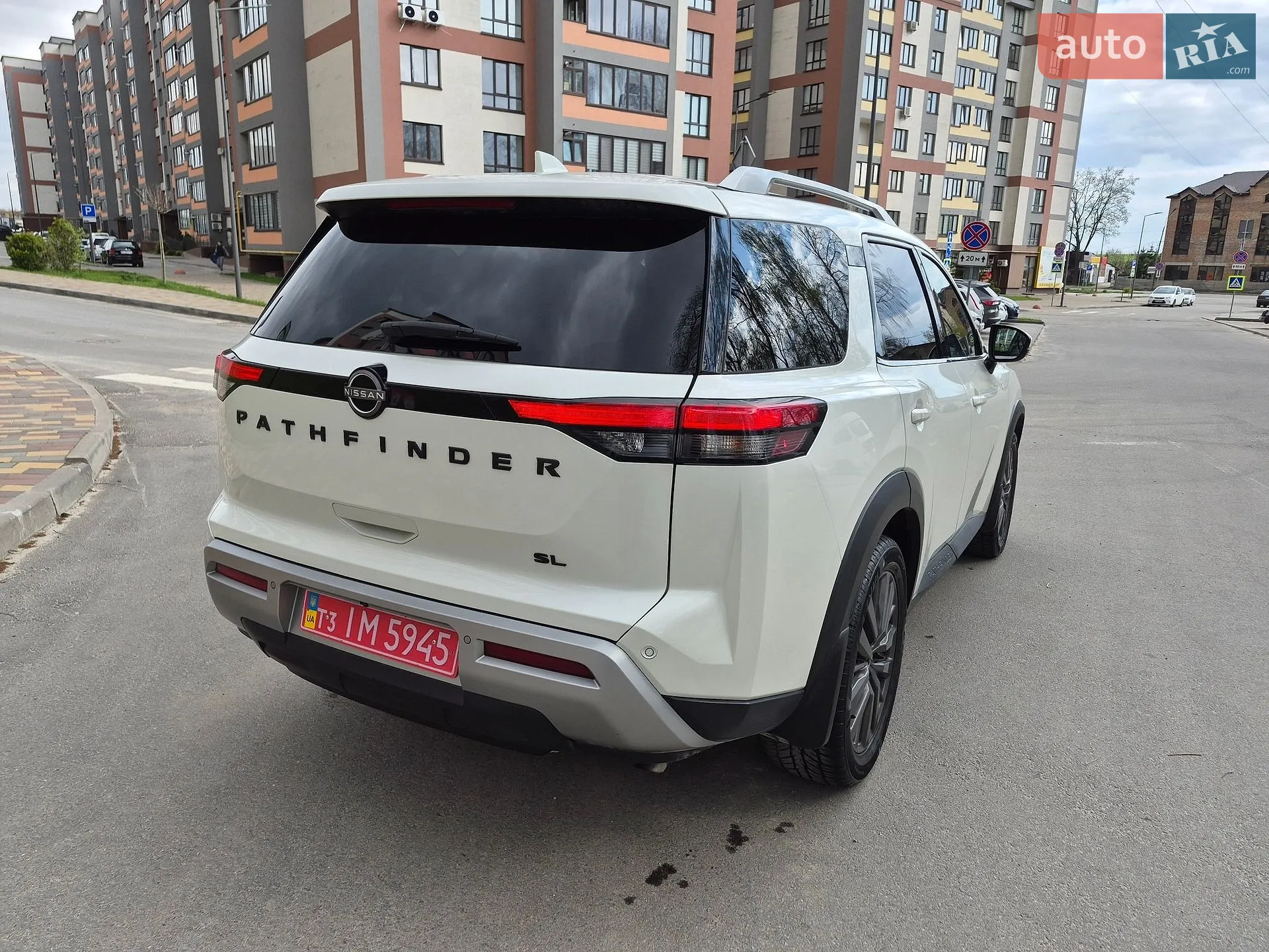 2022 Nissan Pathfinder - мініатюра 27