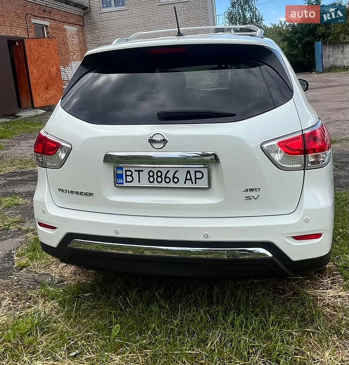 Nissan Pathfinder 2015 VIN 5N1AR2MM7FC641006 фото оголошення 3 з 6
