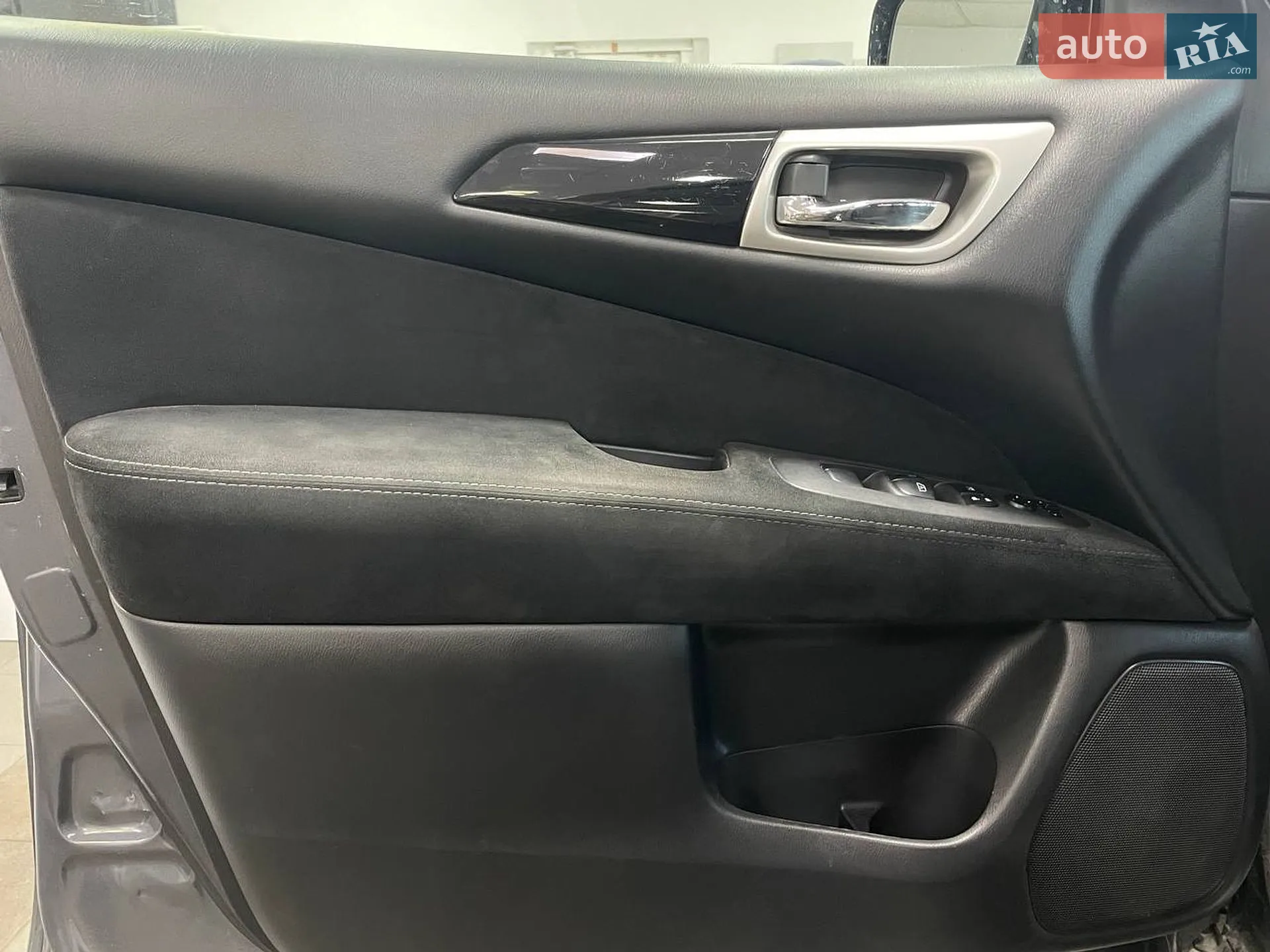 2014 Nissan Pathfinder - мініатюра 15