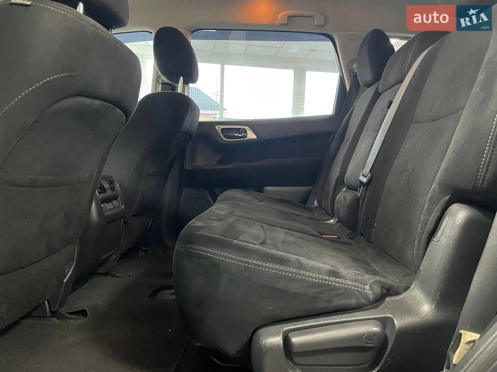 2014 Nissan Pathfinder - мініатюра 34