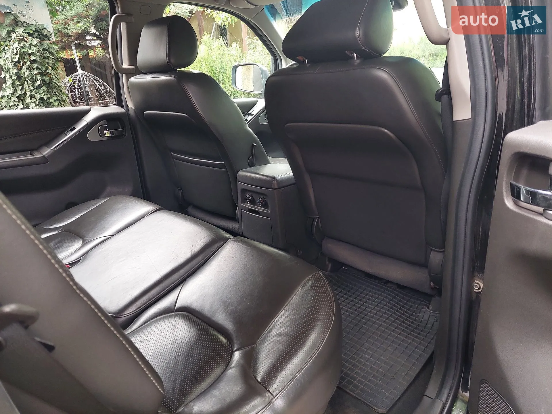 2010 Nissan Pathfinder - мініатюра 10