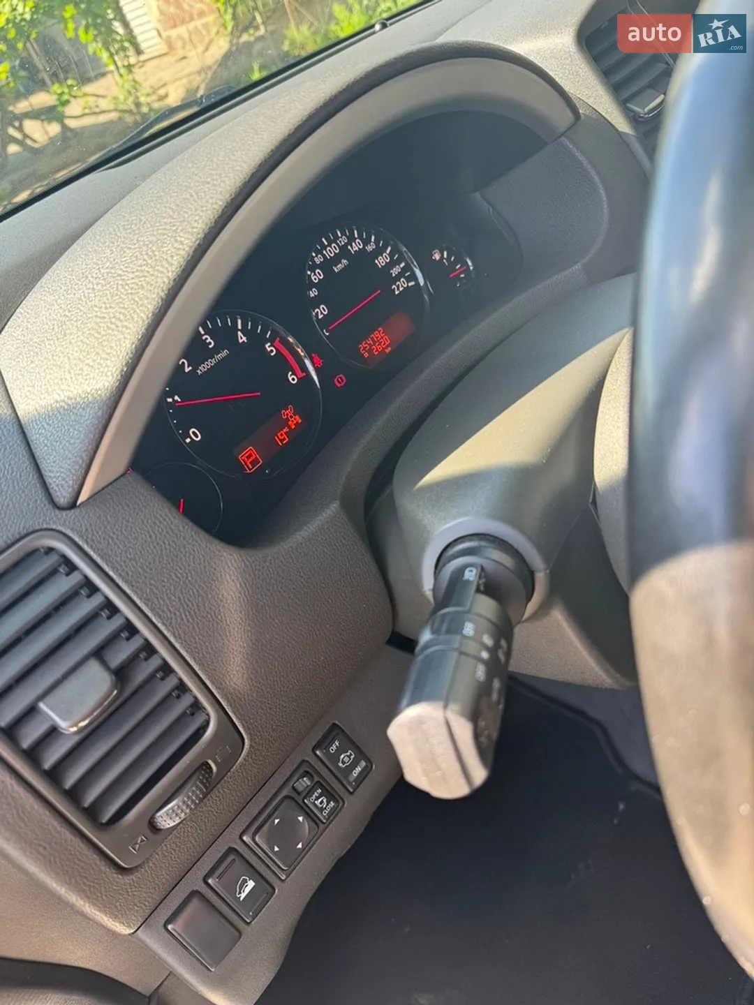 2010 Nissan Pathfinder - мініатюра 7