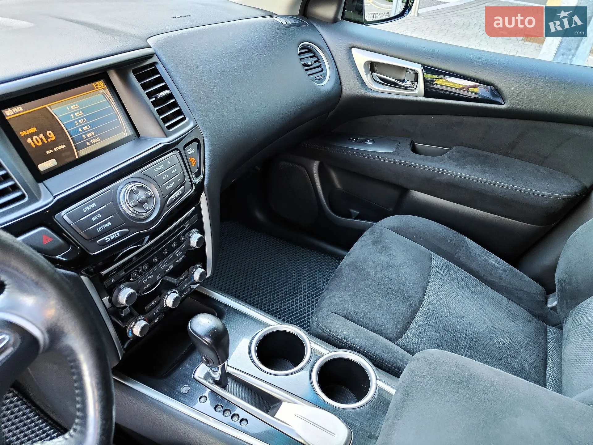 2014 Nissan Pathfinder - мініатюра 39