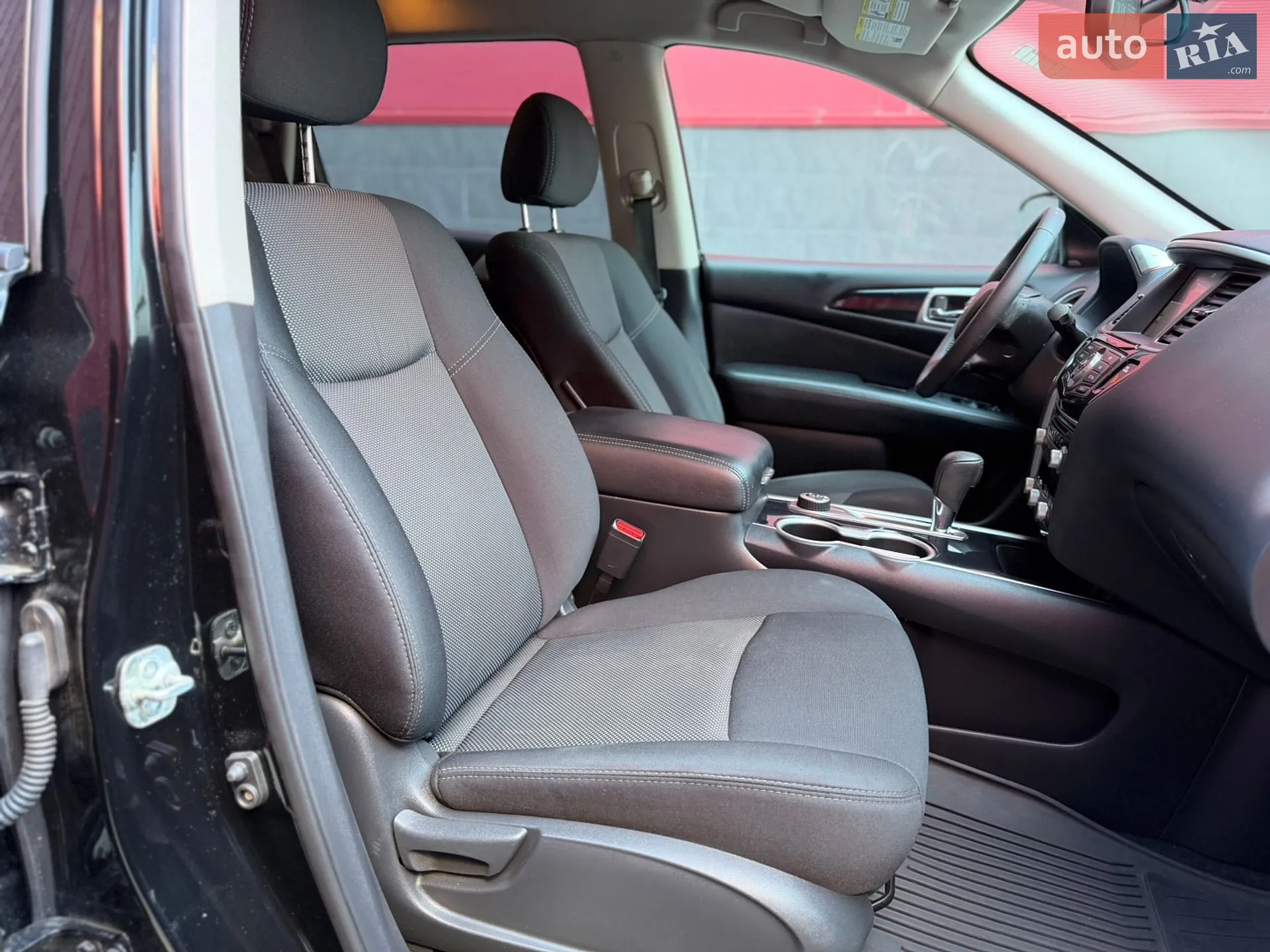 2020 Nissan Pathfinder - мініатюра 11