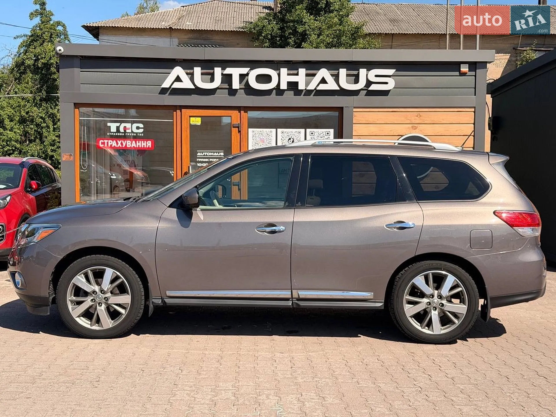 2014 Nissan Pathfinder - мініатюра 5
