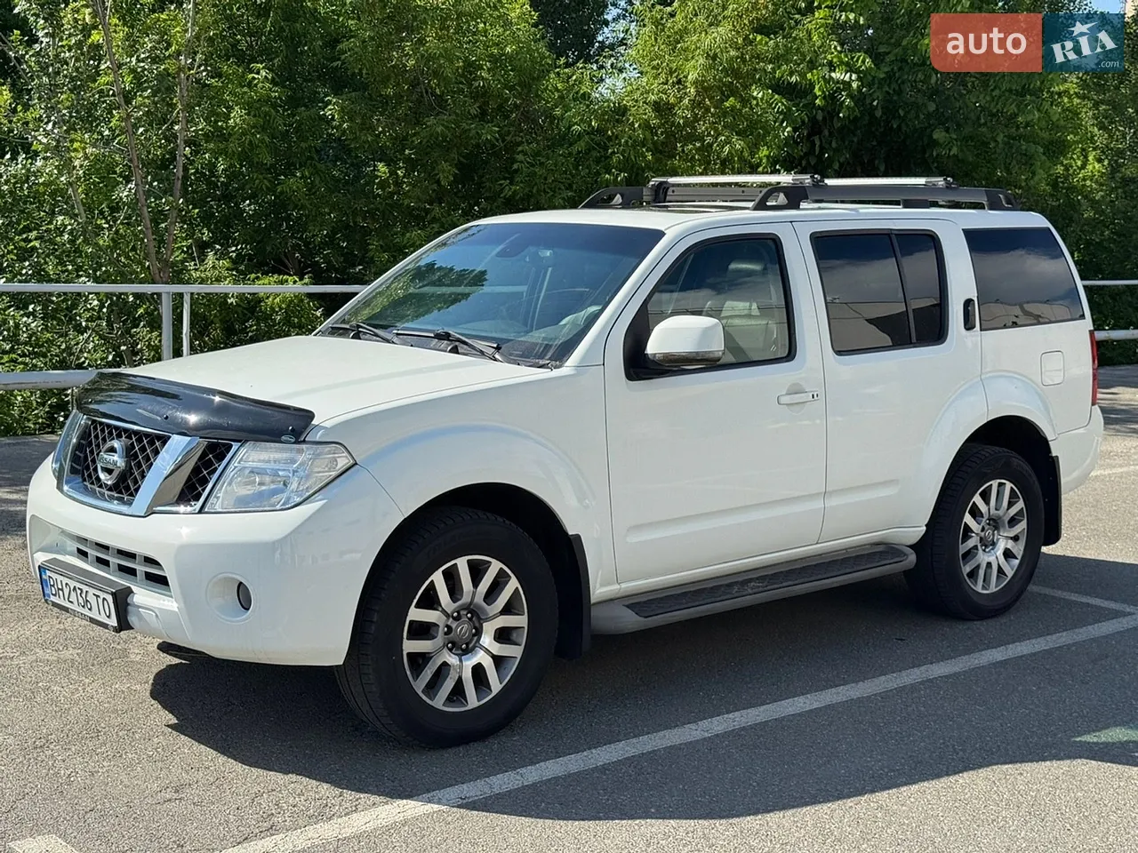 2010 Nissan Pathfinder - мініатюра 4