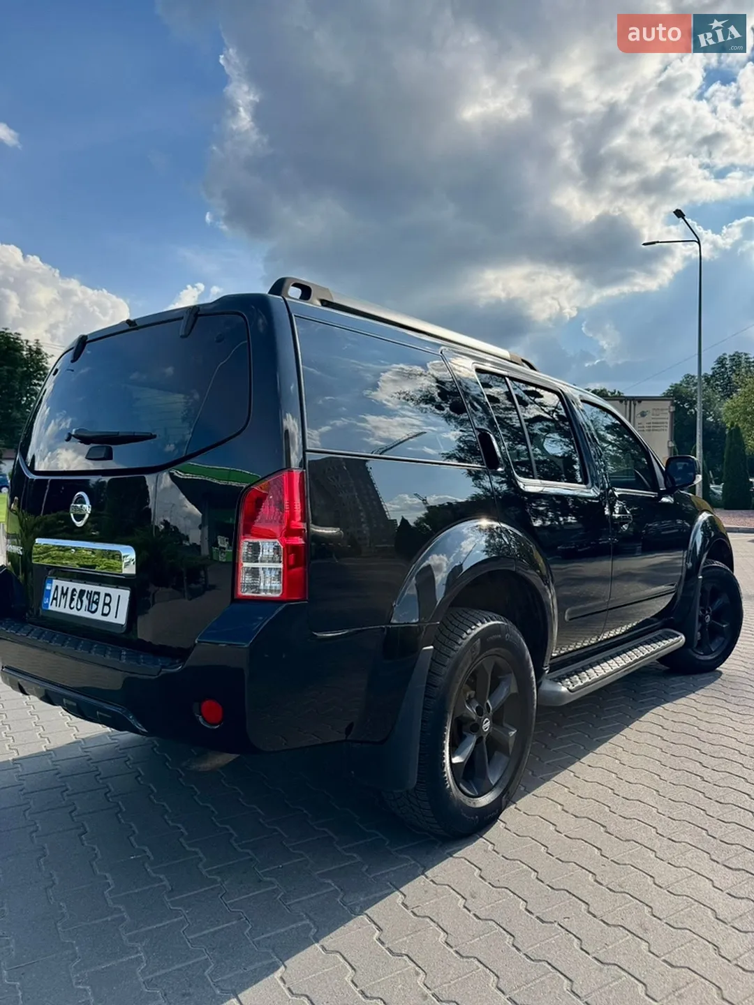 2013 Nissan Pathfinder - мініатюра 2