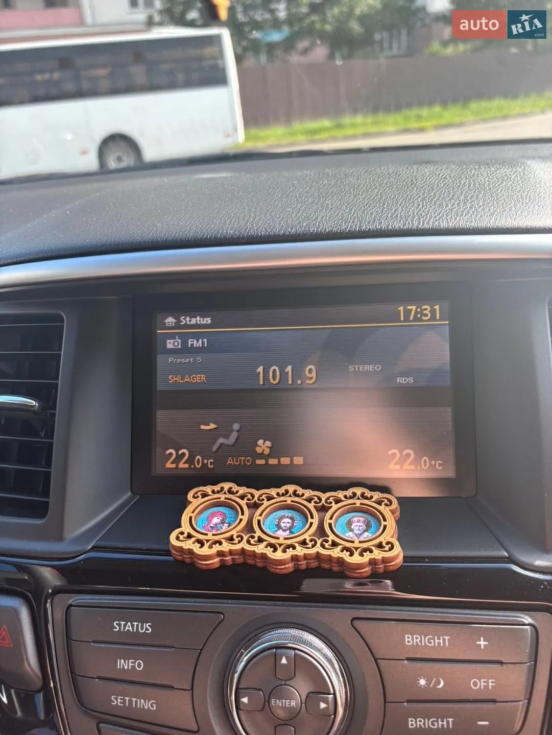 2015 Nissan Pathfinder - мініатюра 14