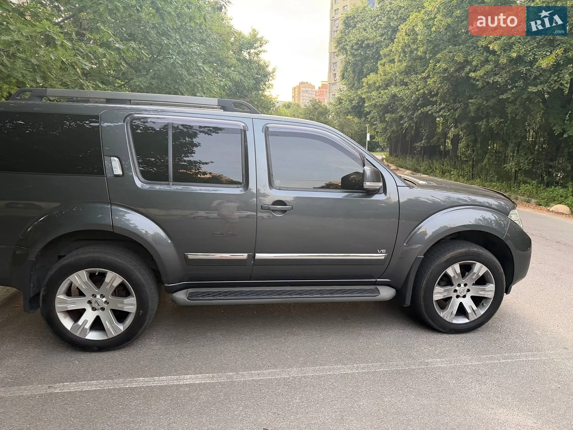 2011 Nissan Pathfinder - мініатюра 11