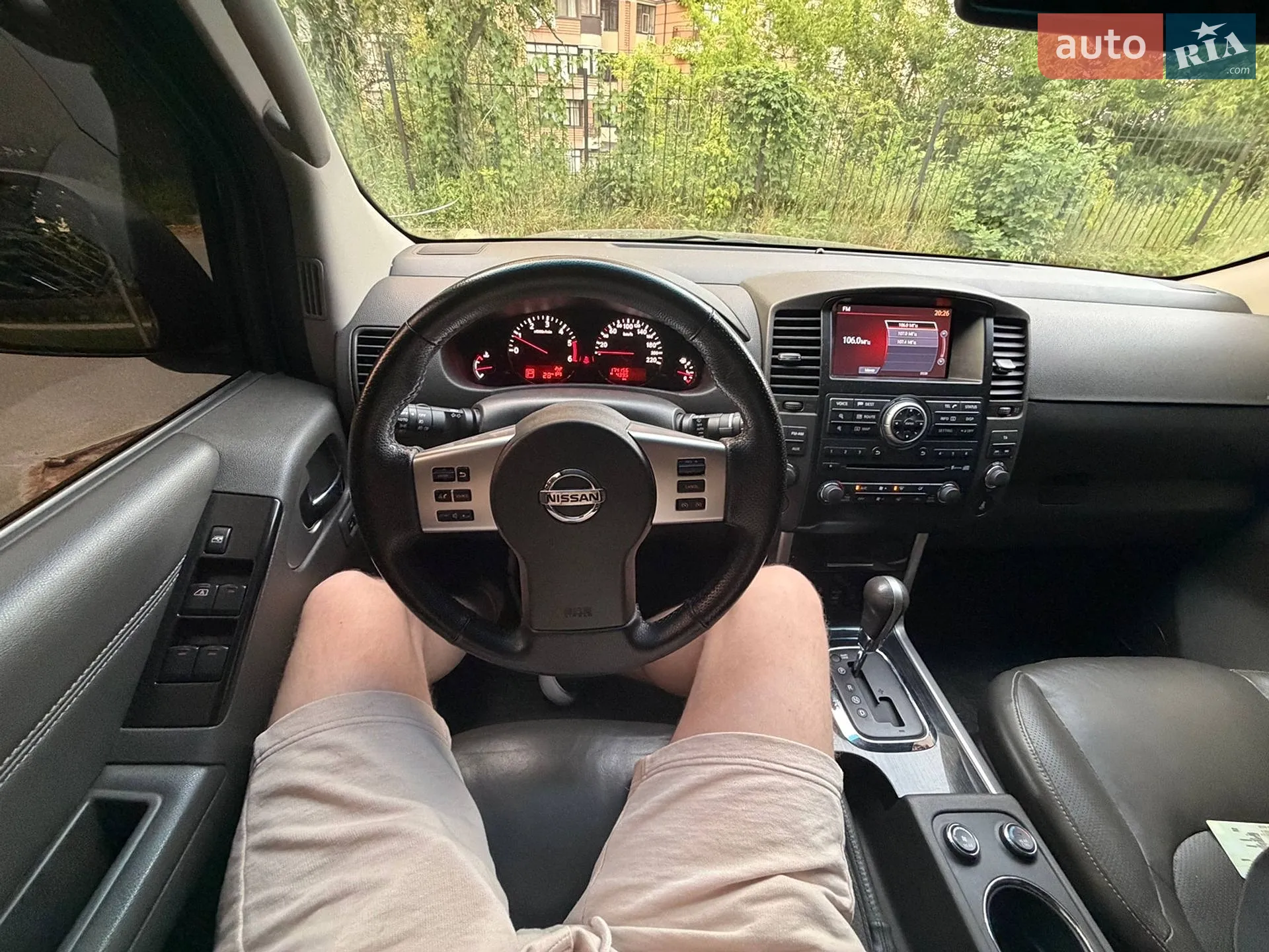 2011 Nissan Pathfinder - мініатюра 16