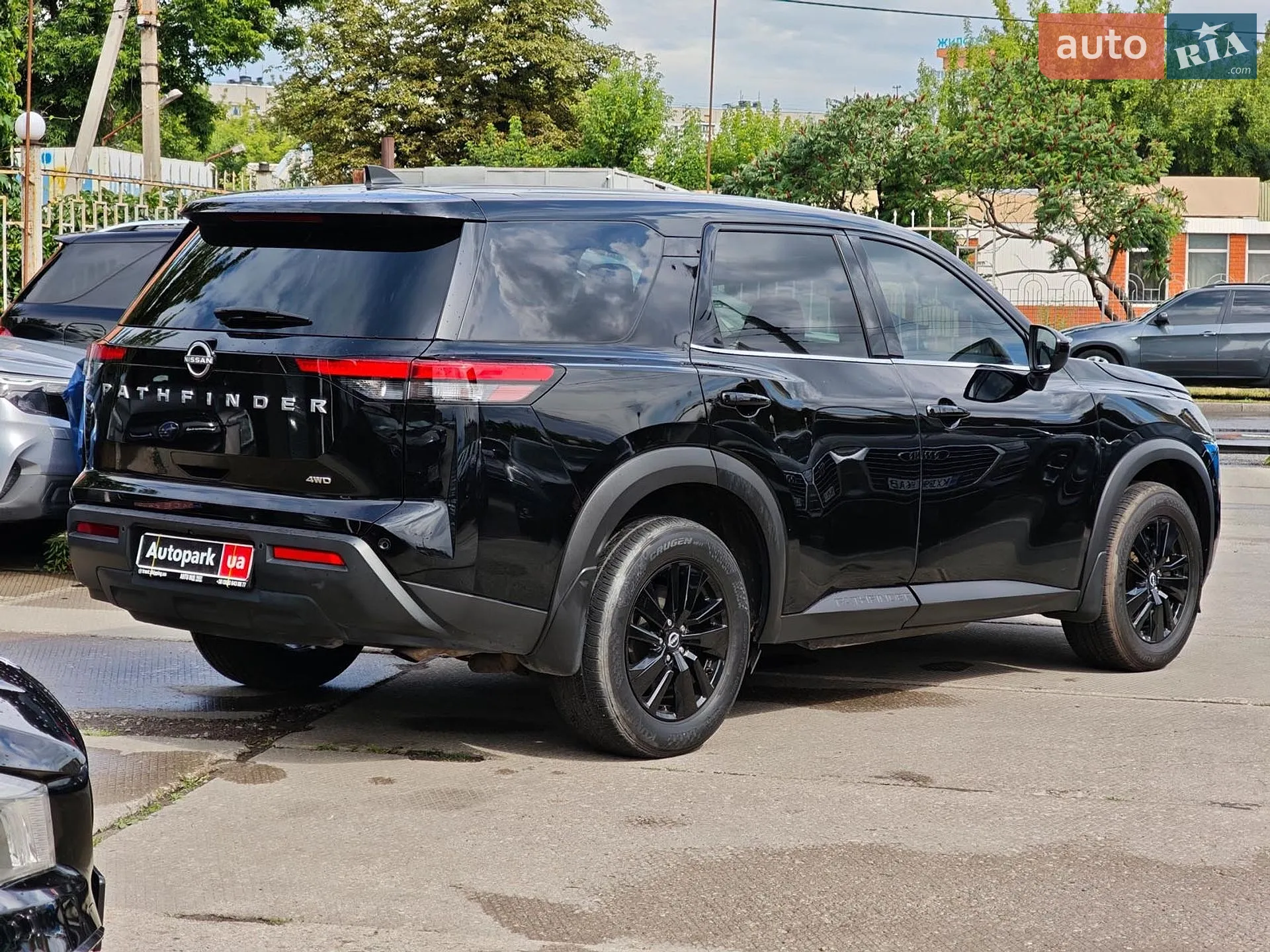 2023 Nissan Pathfinder - мініатюра 14